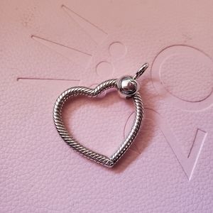 Pandora O Heart Pendant